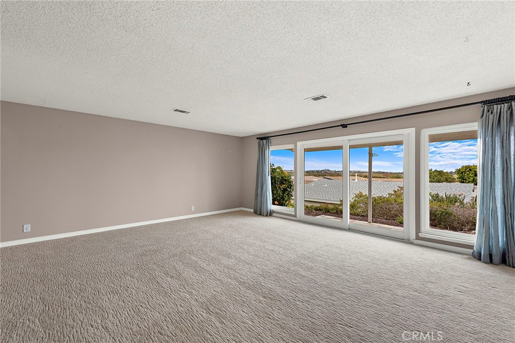 3808 Vista Campana S 52