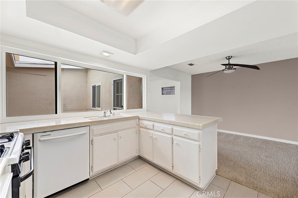 3808 Vista Campana S 52