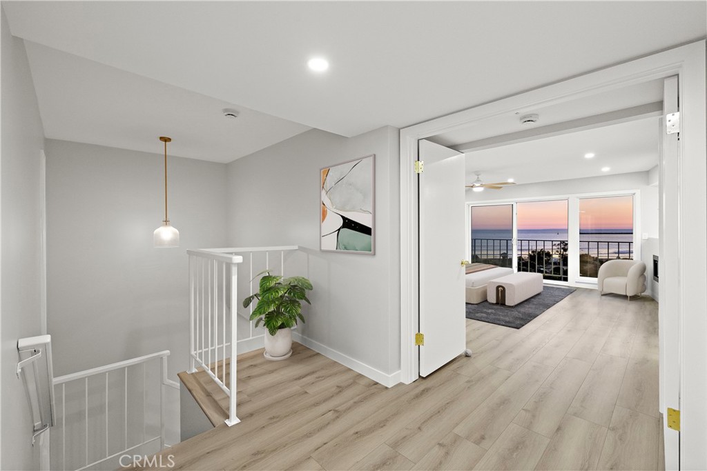 25836 Dana Bluffs W 32