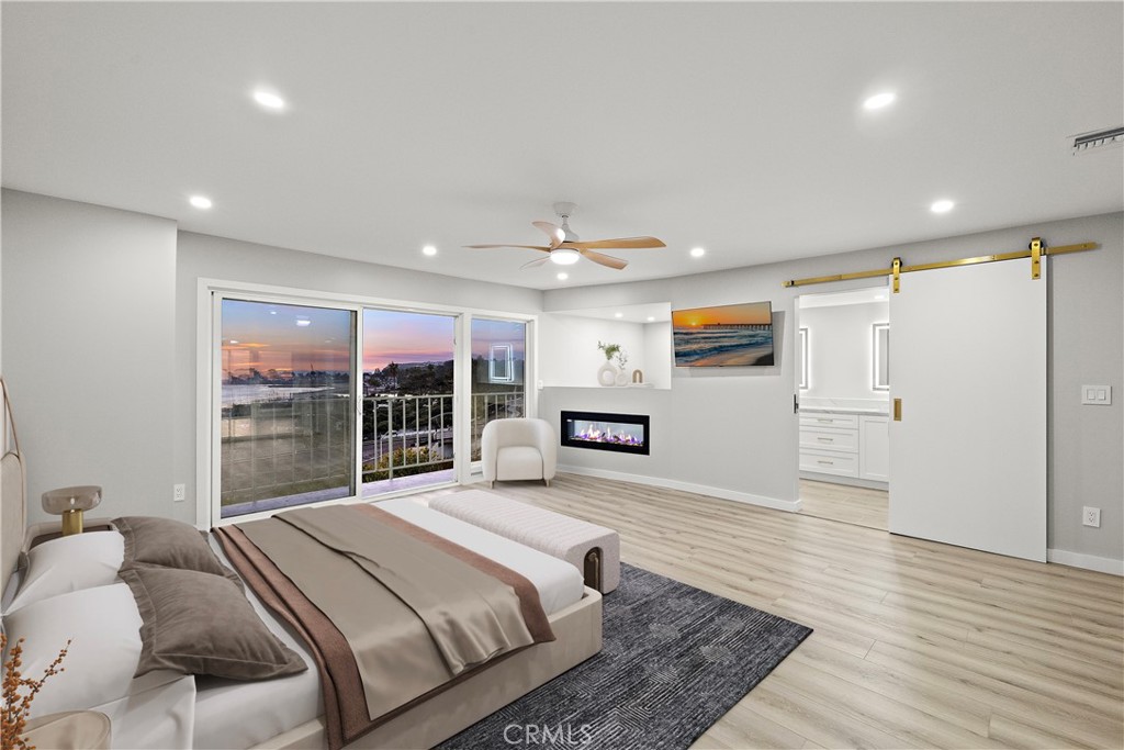 25836 Dana Bluffs W 32