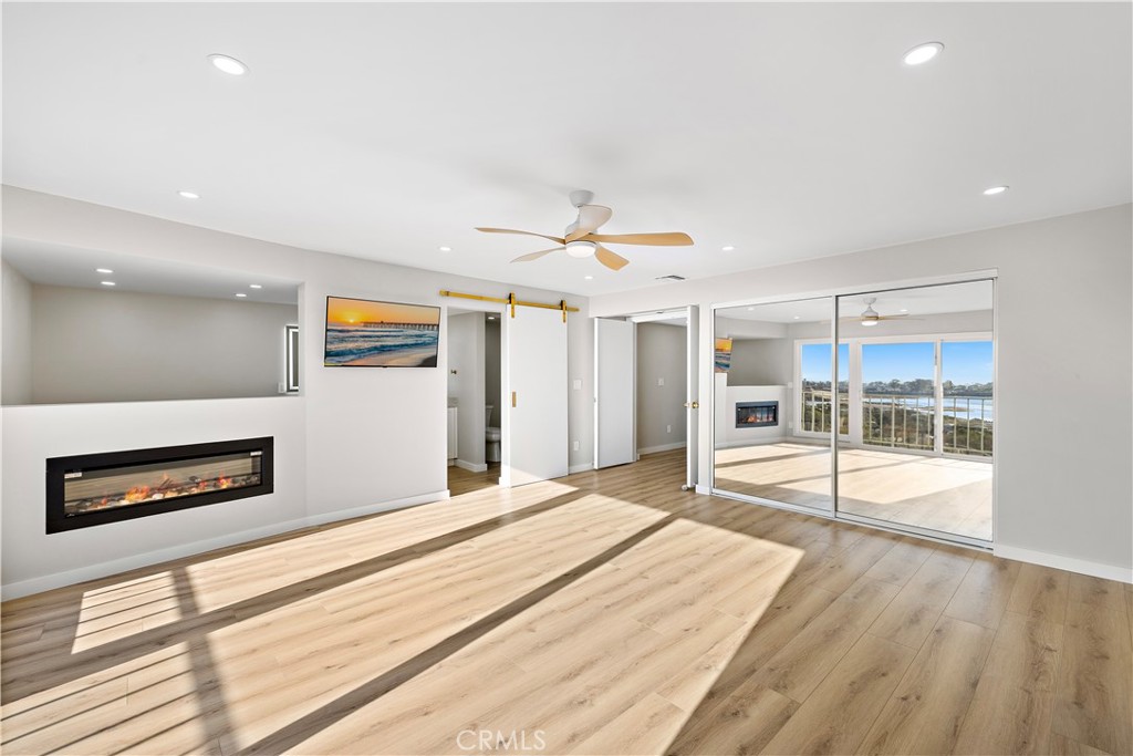 25836 Dana Bluffs W 32