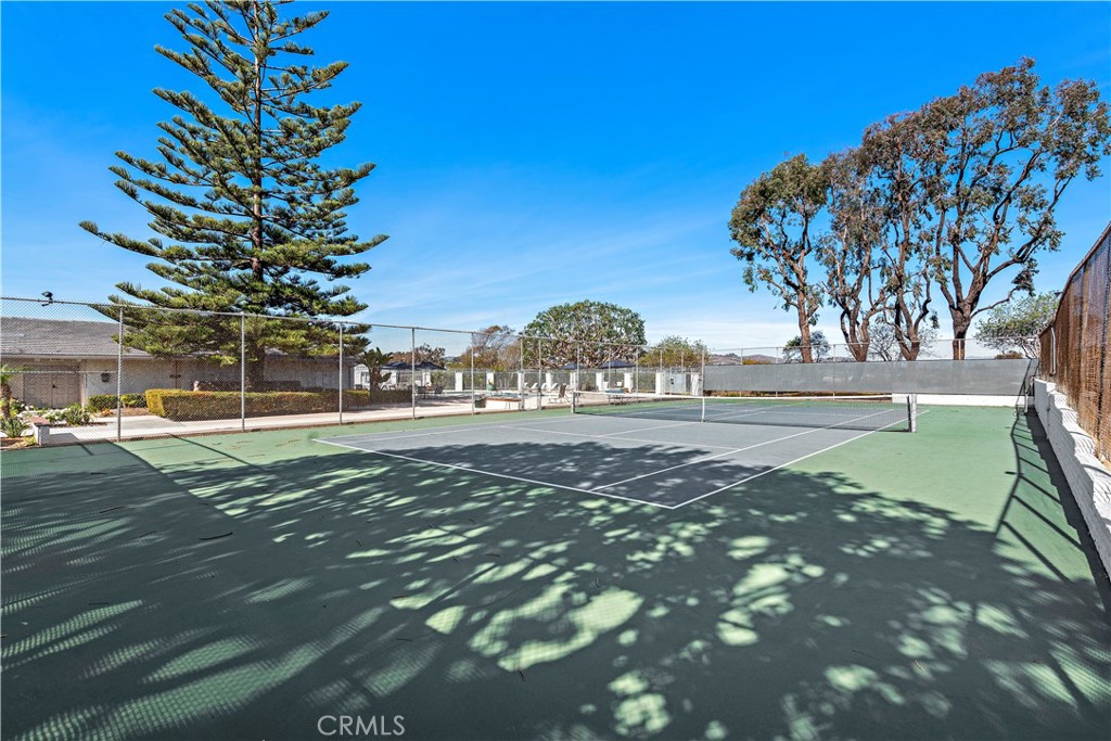 25836 Dana Bluffs W 32