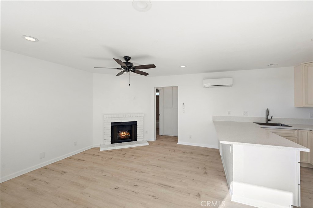 33771 Copper Lantern B