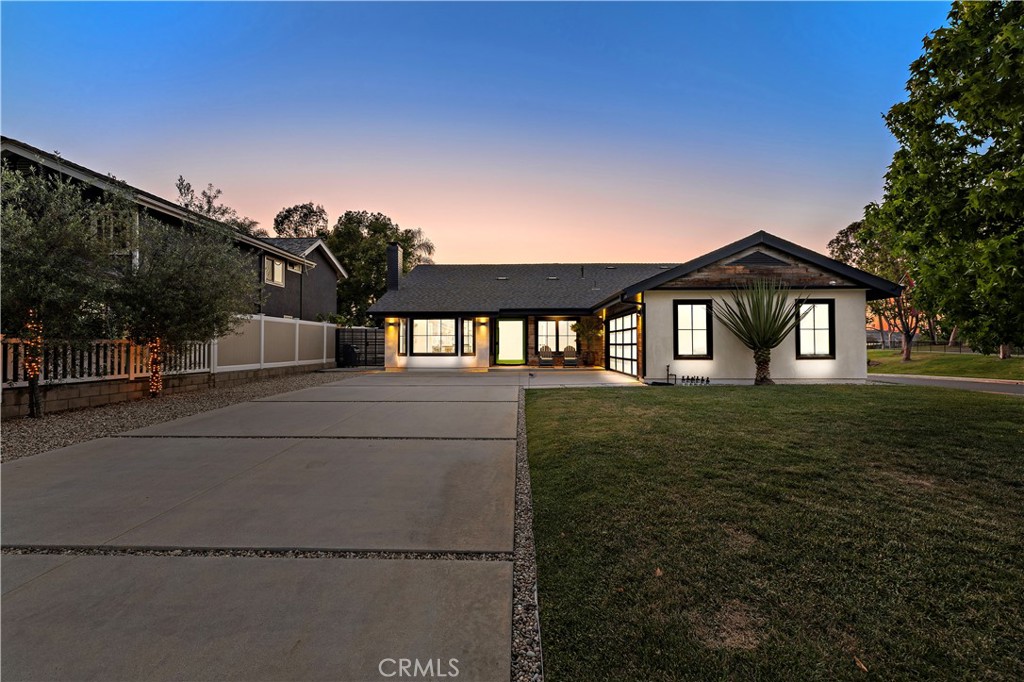 29091 Country Hills
