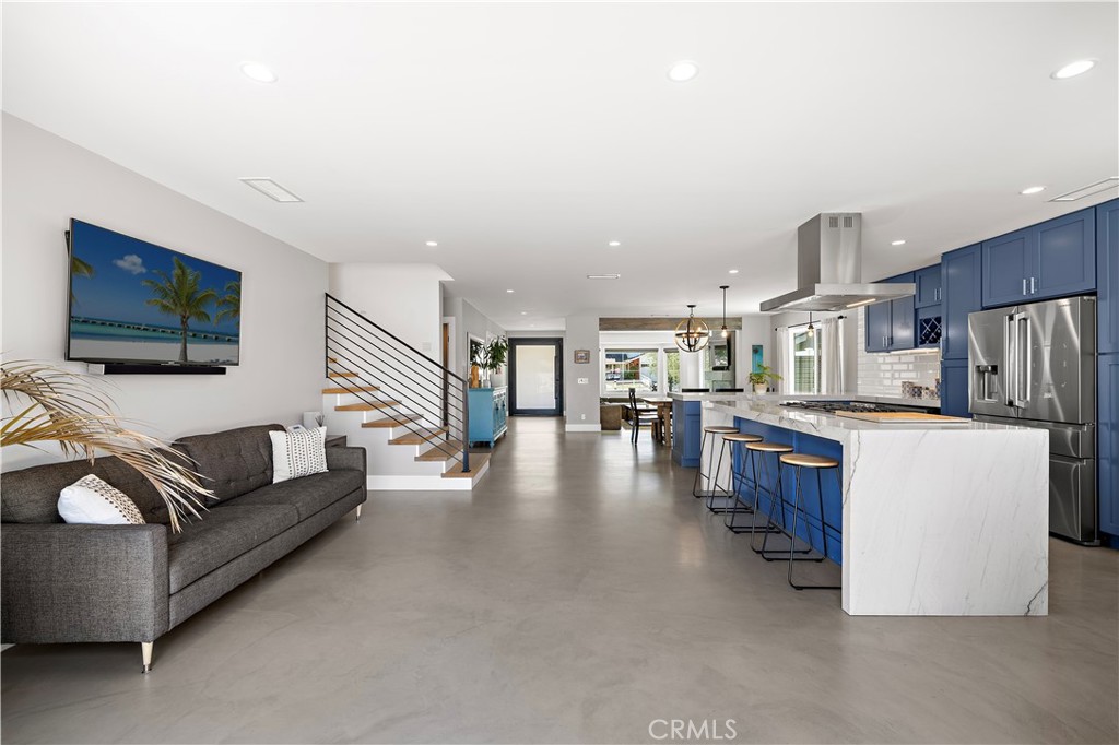 29091 Country Hills