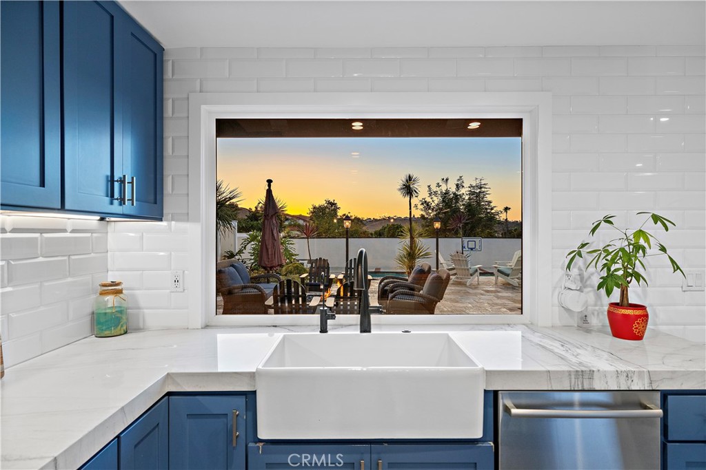 29091 Country Hills