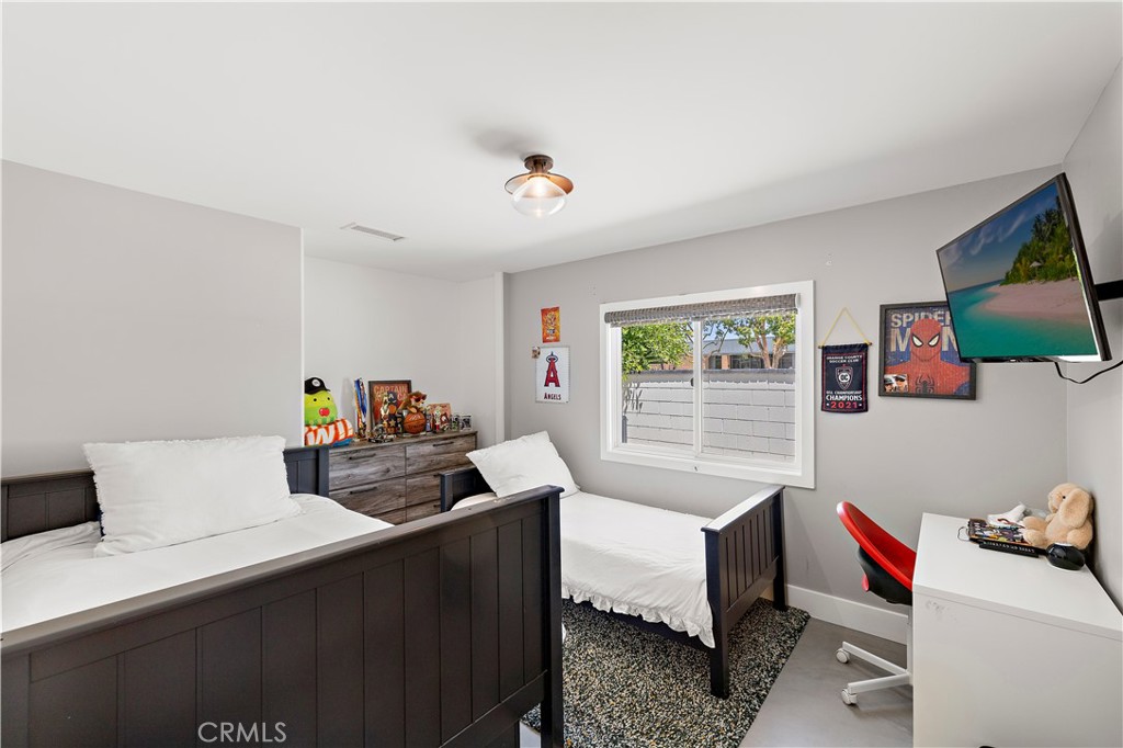 29091 Country Hills