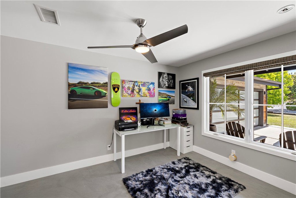 29091 Country Hills