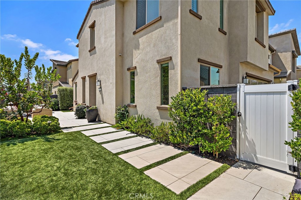 3372 Ivy Way