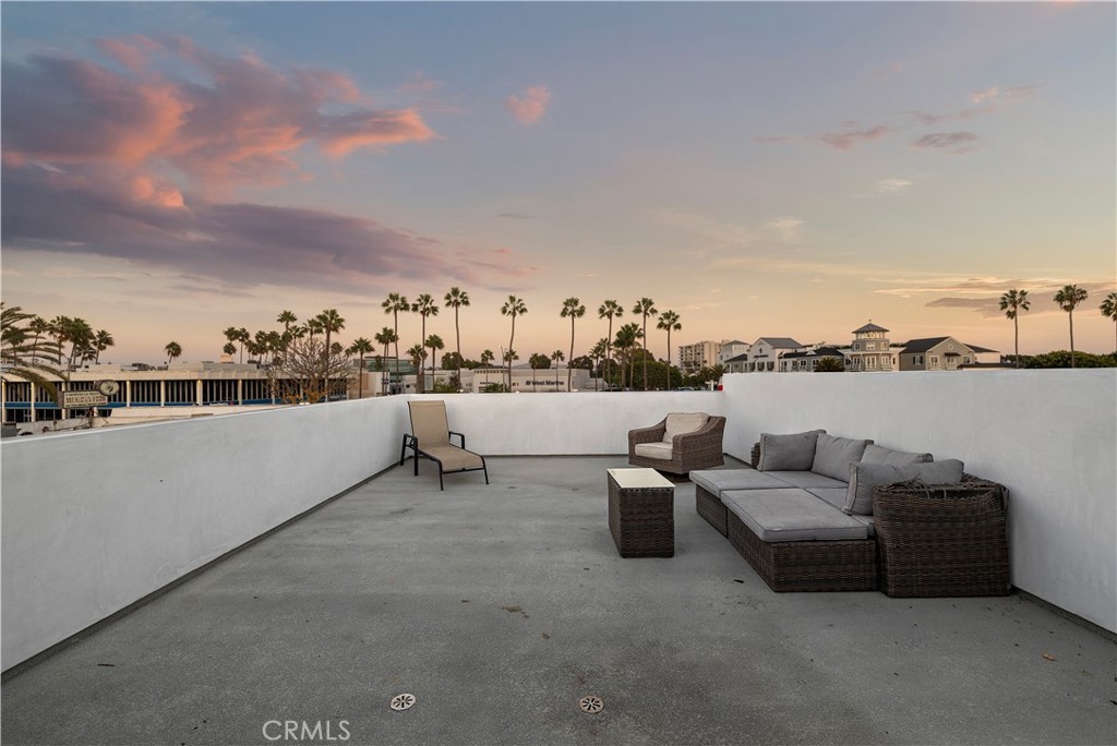 506 Clubhouse Avenue