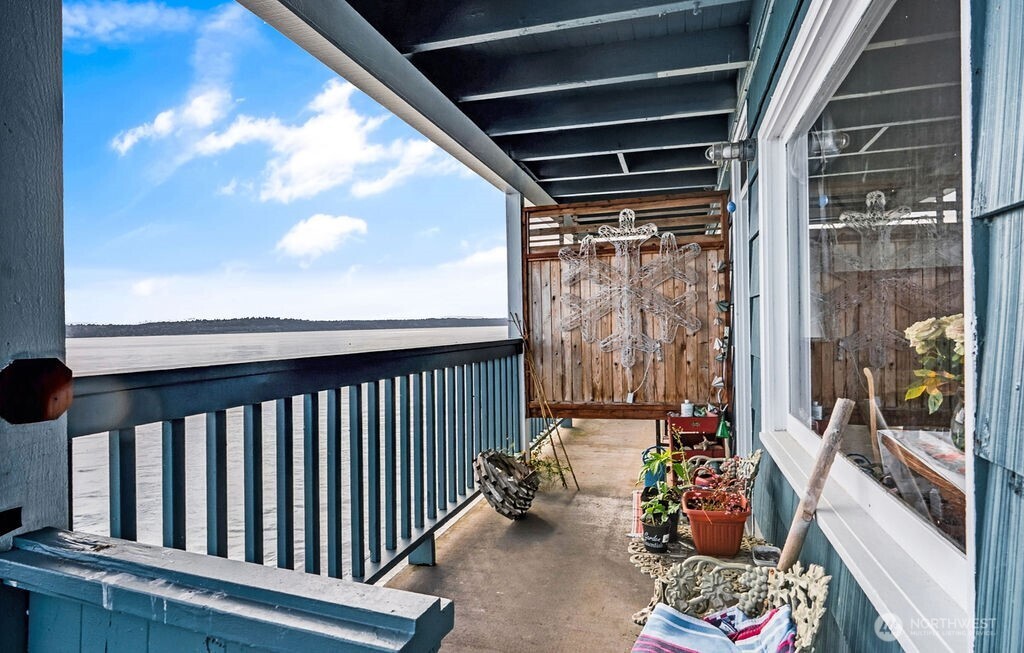 10824 Vashon Highway SW