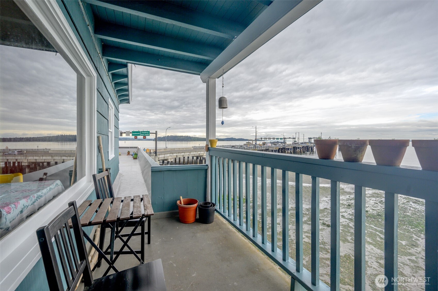 10824 Vashon Highway SW