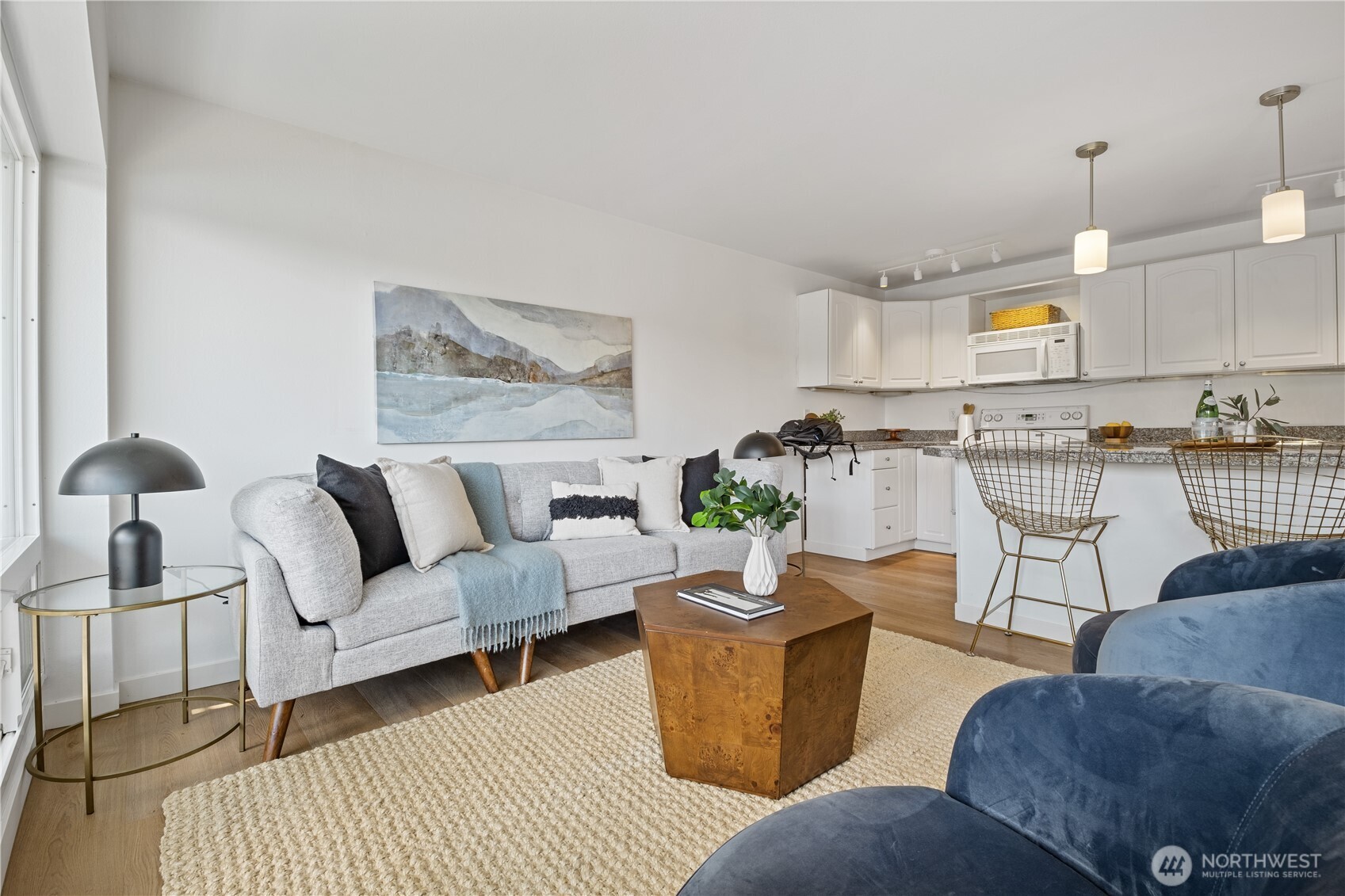 2524 Boyer Avenue E Unit: 108