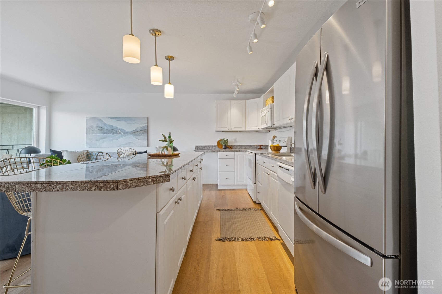 2524 Boyer Avenue E Unit: 108