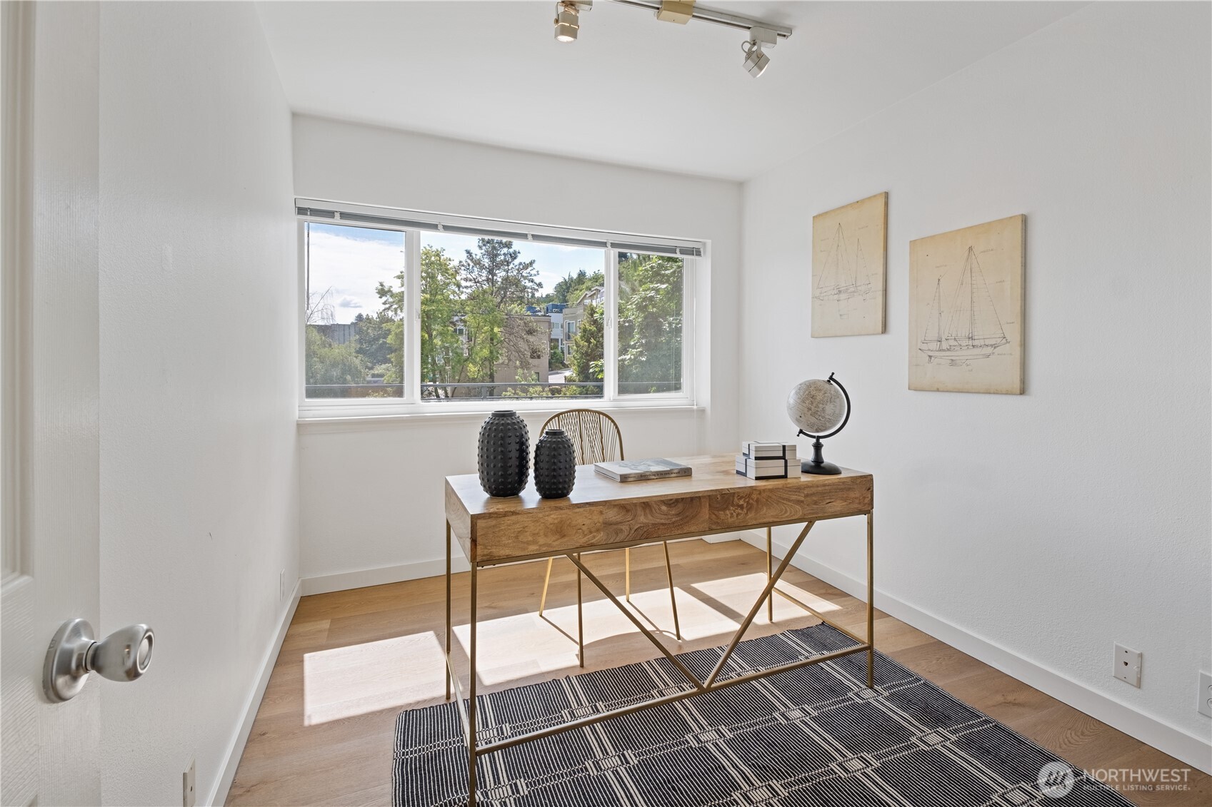 2524 Boyer Avenue E Unit: 108