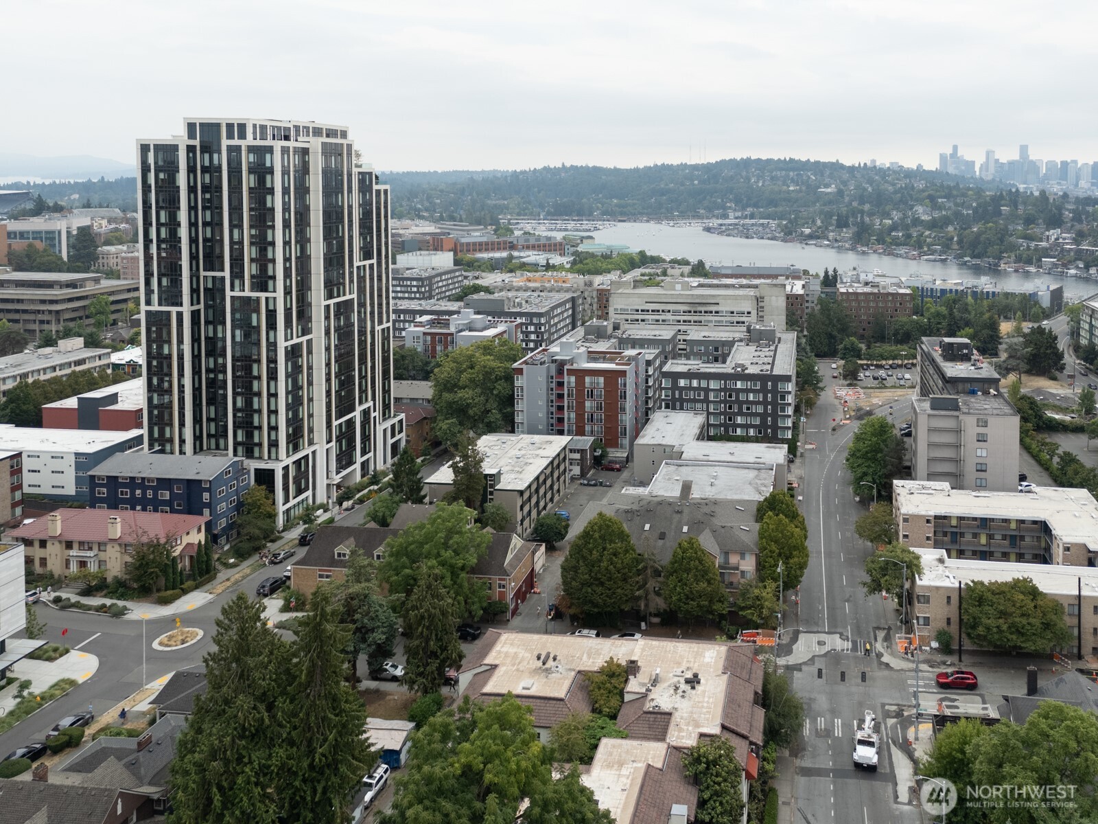 1106 NE 42nd Street Unit: 19