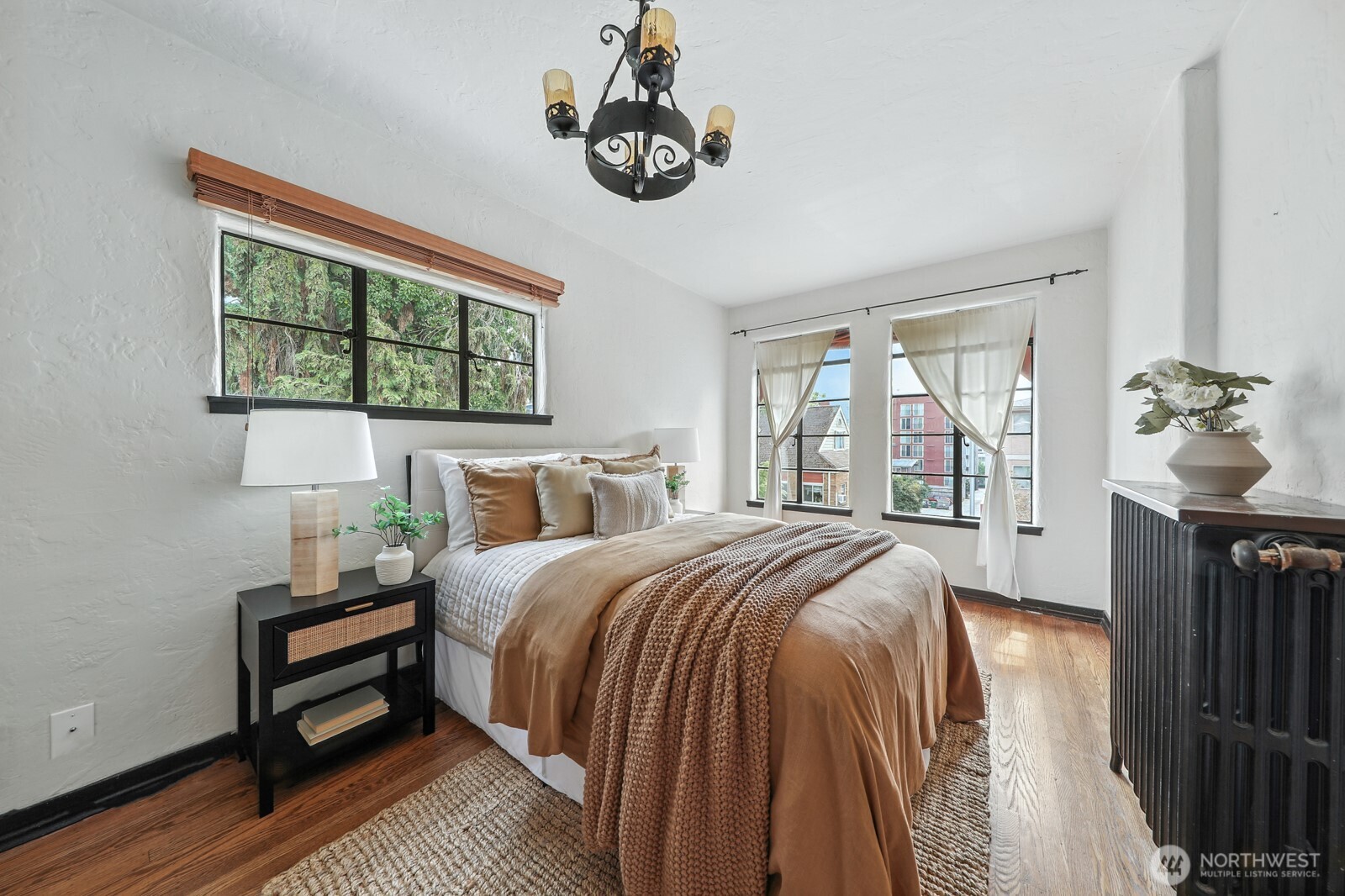 1106 NE 42nd Street Unit: 19