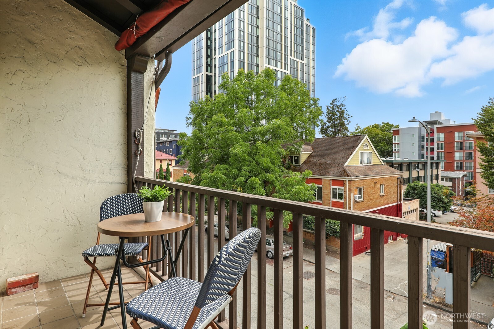 1106 NE 42nd Street Unit: 19