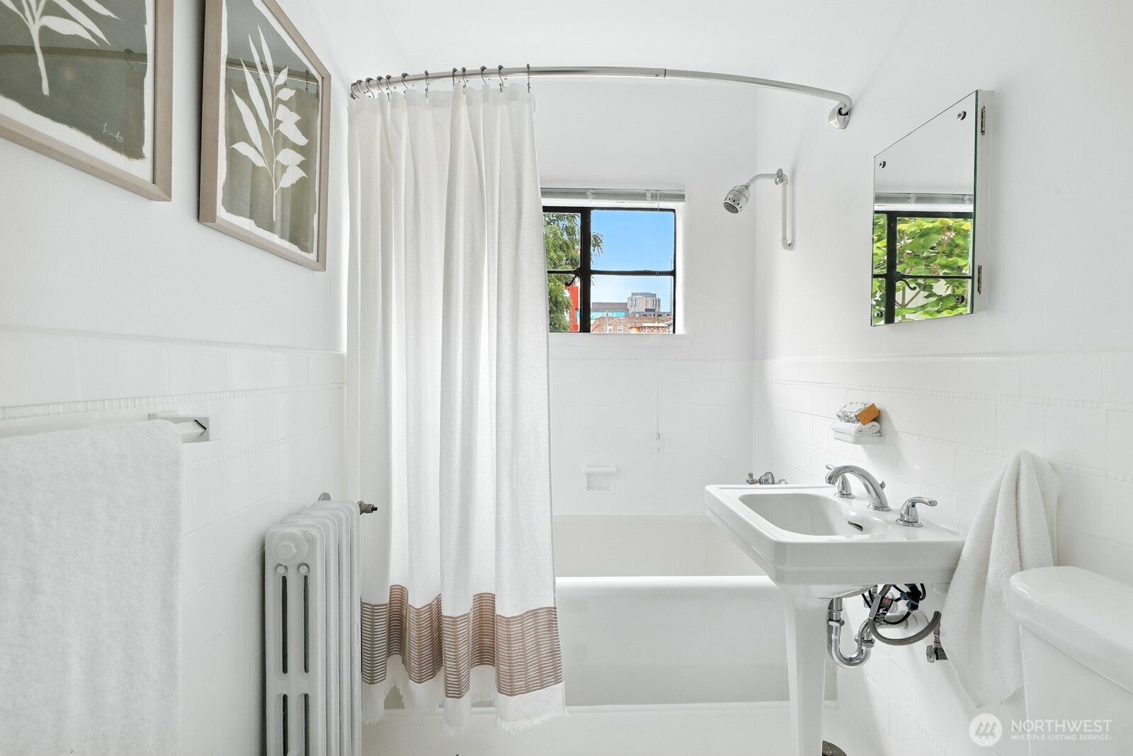 1106 NE 42nd Street Unit: 19