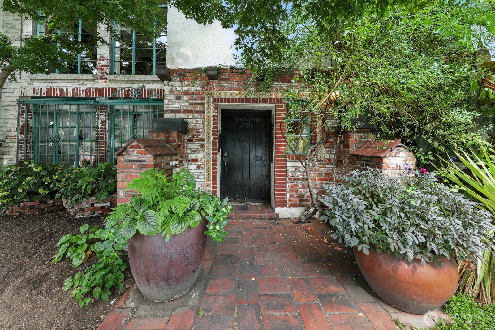 1106 NE 42nd Street Unit: 19