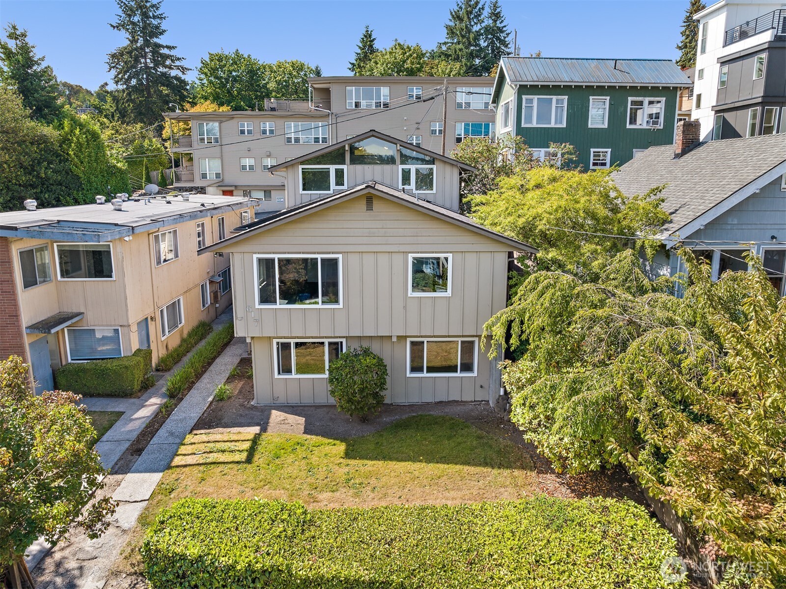 617 W Emerson Street