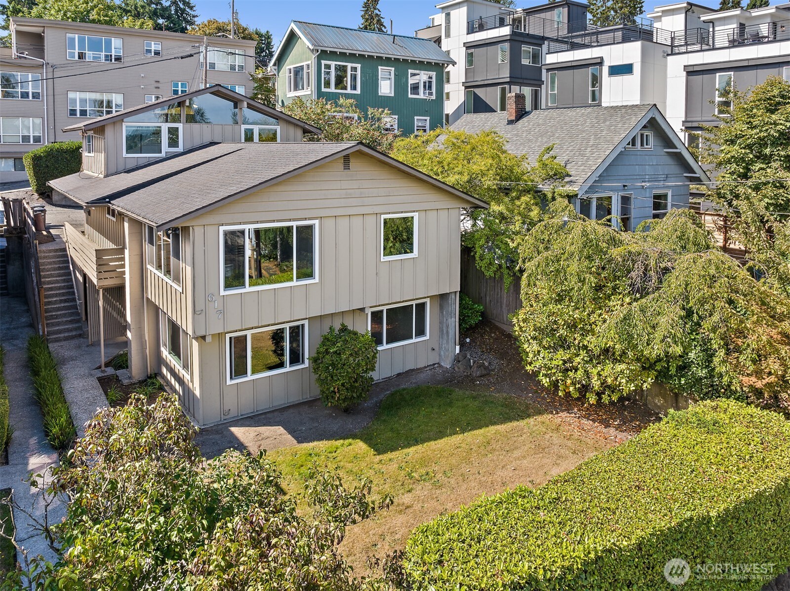 617 W Emerson Street