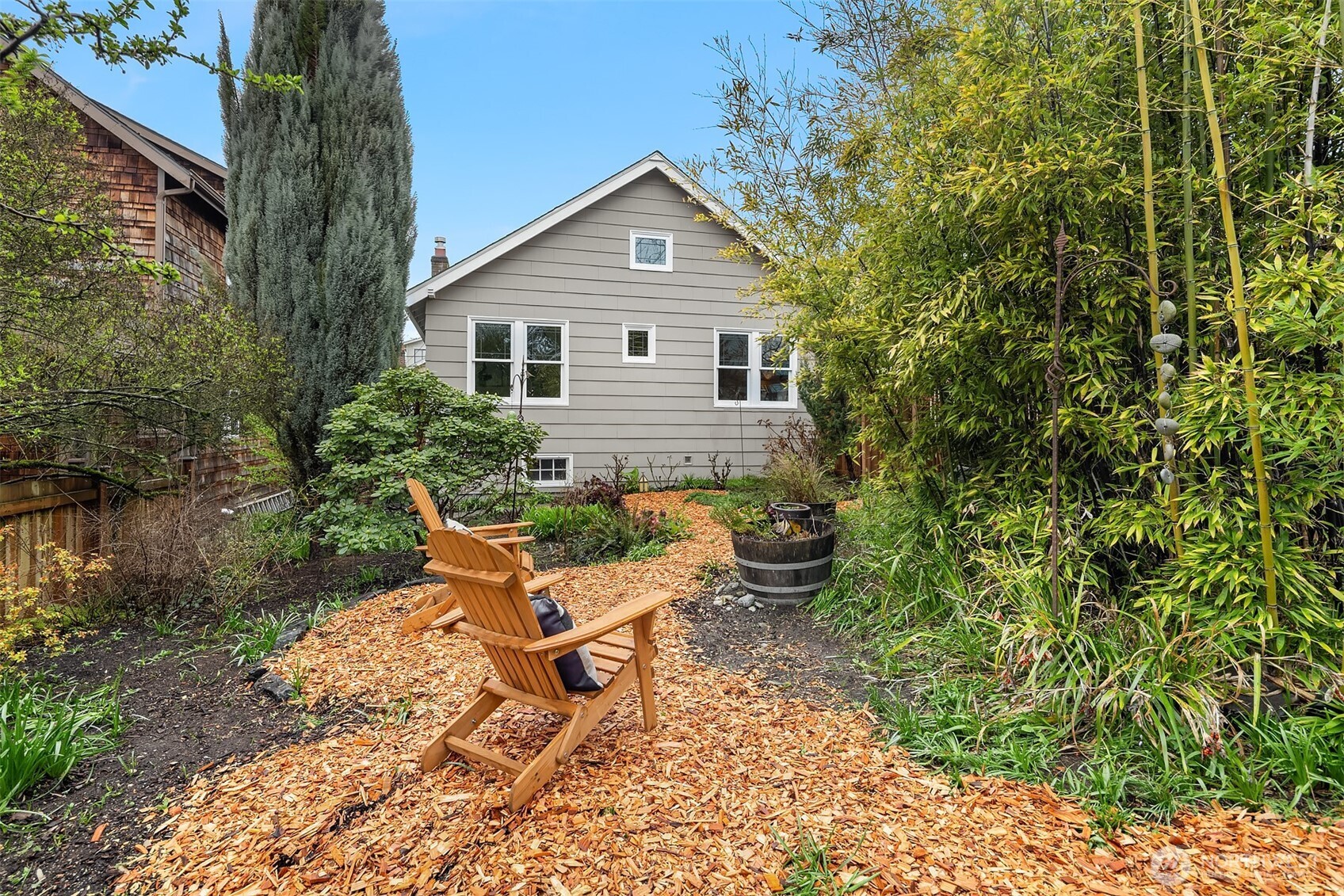 3818 Corliss Avenue N