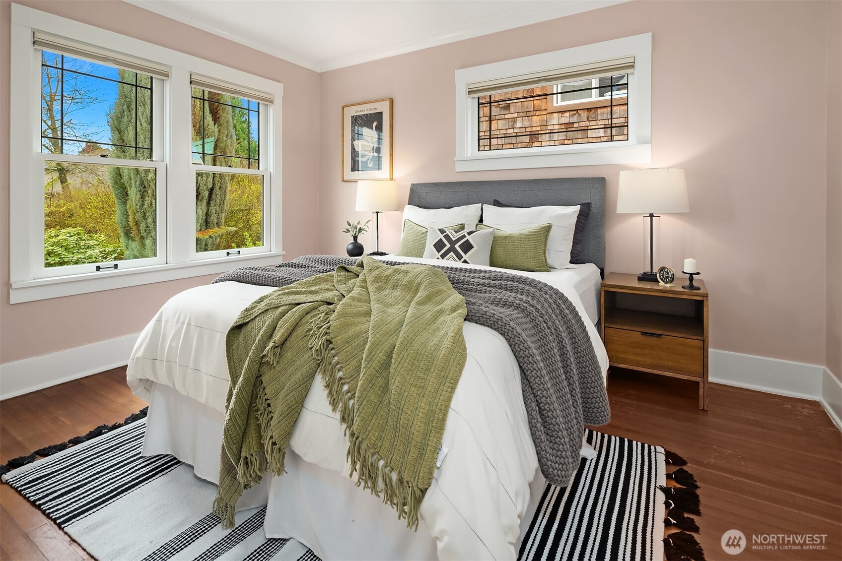 3818 Corliss Avenue N