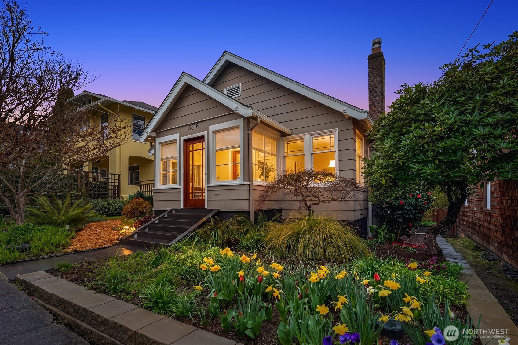 3818 Corliss Avenue N