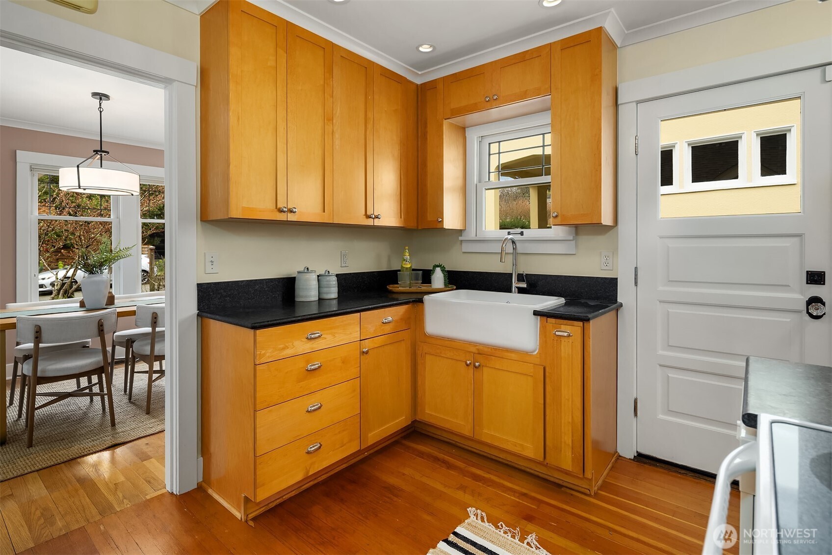 3818 Corliss Avenue N