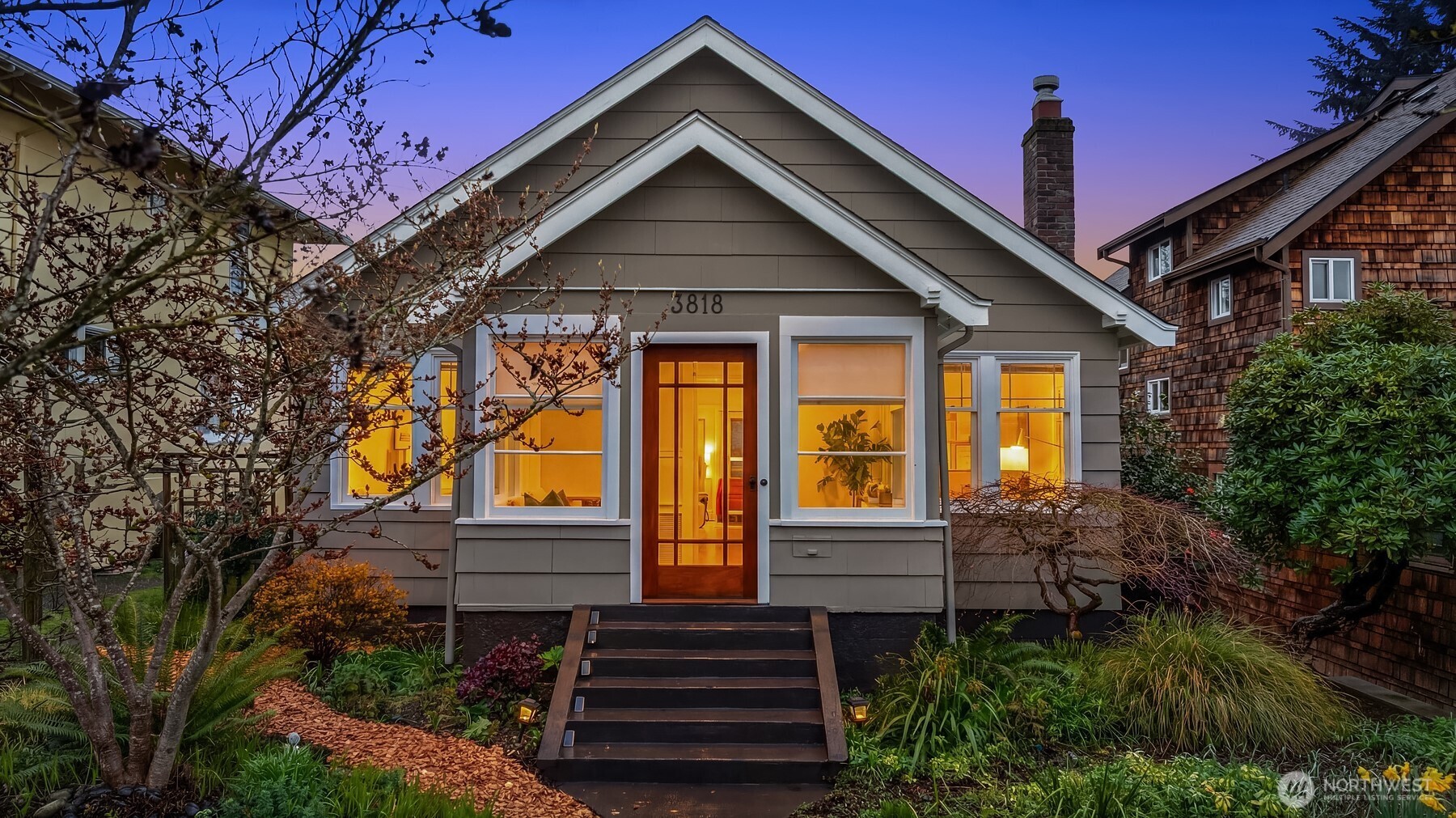 3818 Corliss Avenue N