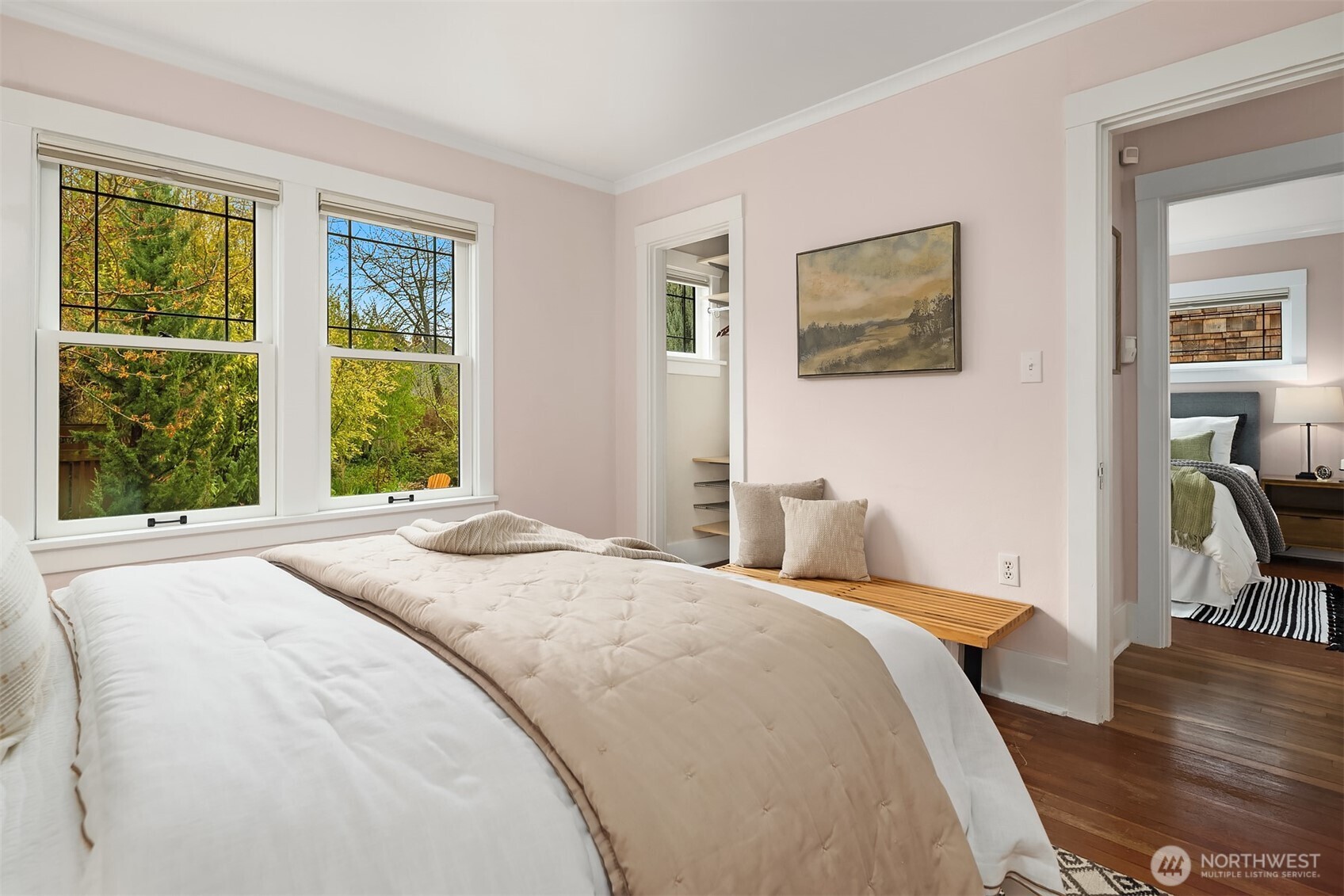 3818 Corliss Avenue N