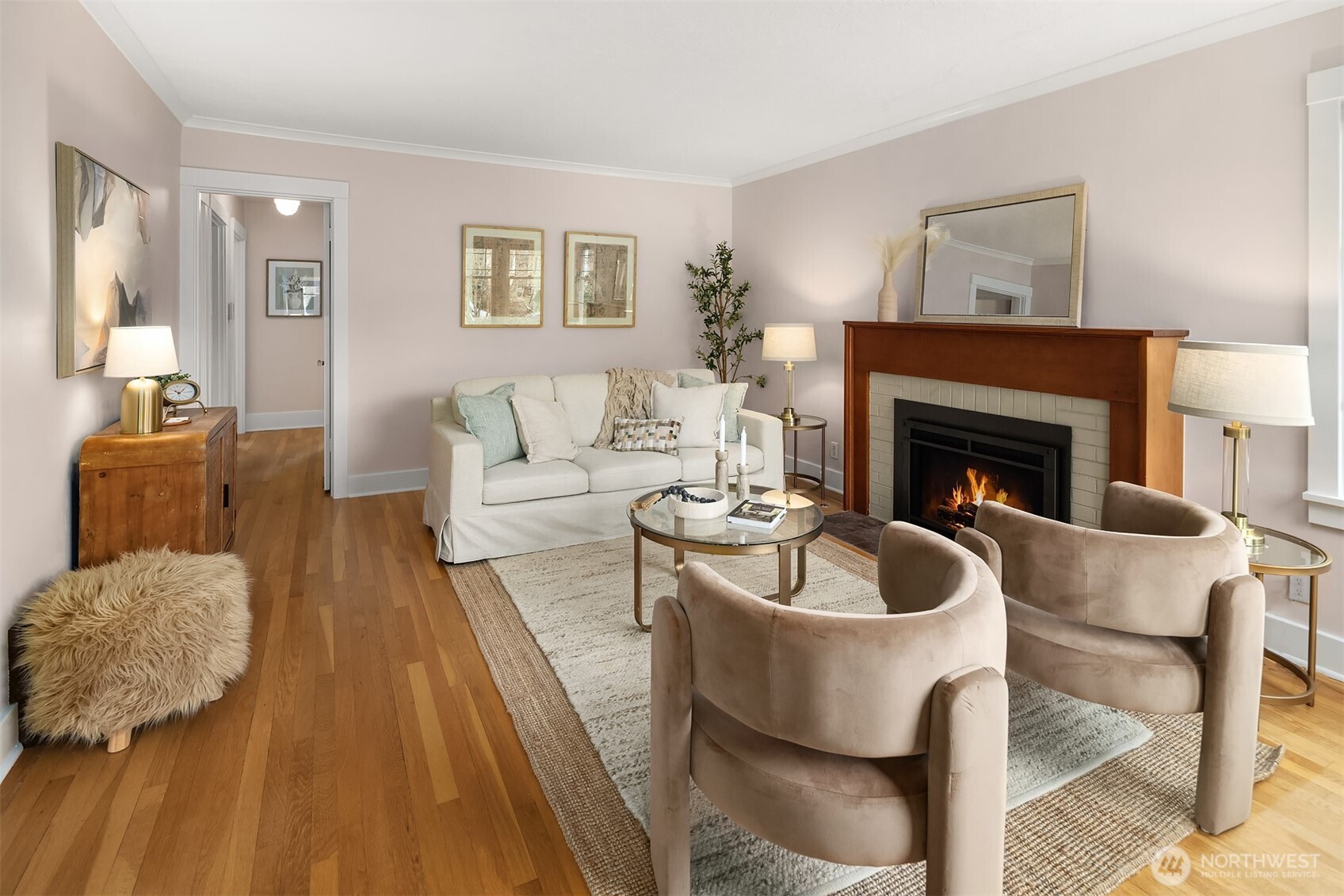 3818 Corliss Avenue N