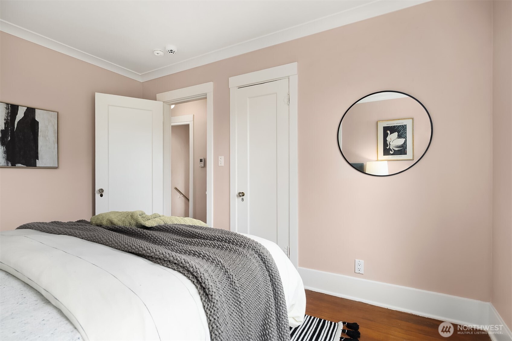 3818 Corliss Avenue N