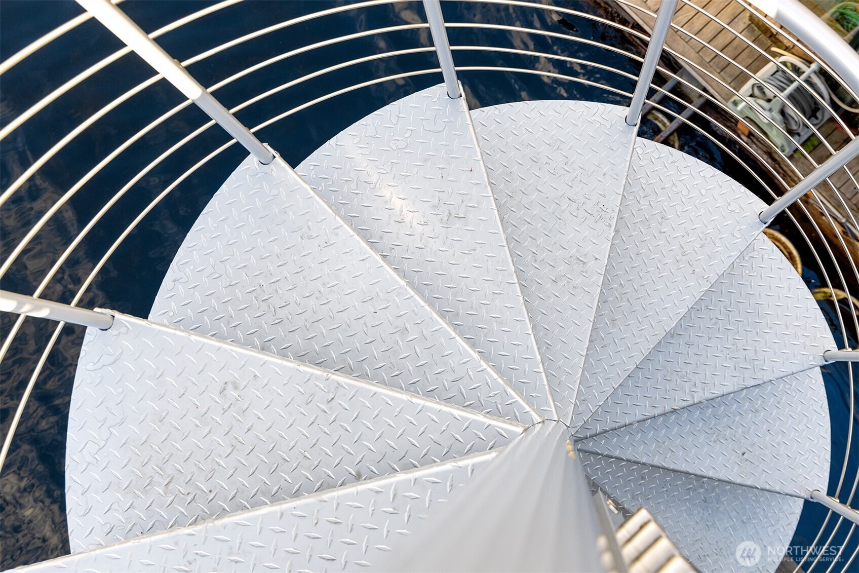 2241 Fairview Avenue E Unit: B