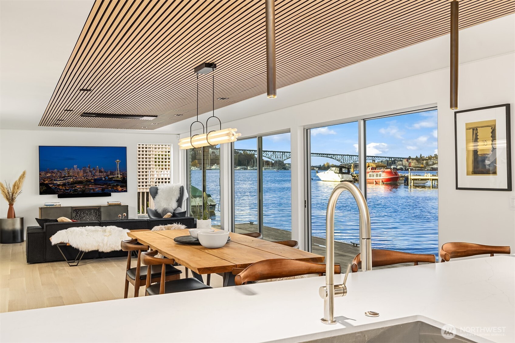 2241 Fairview Avenue E Unit: B