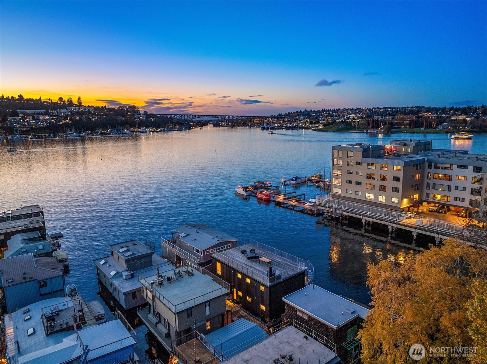 2241 Fairview Avenue E Unit: B