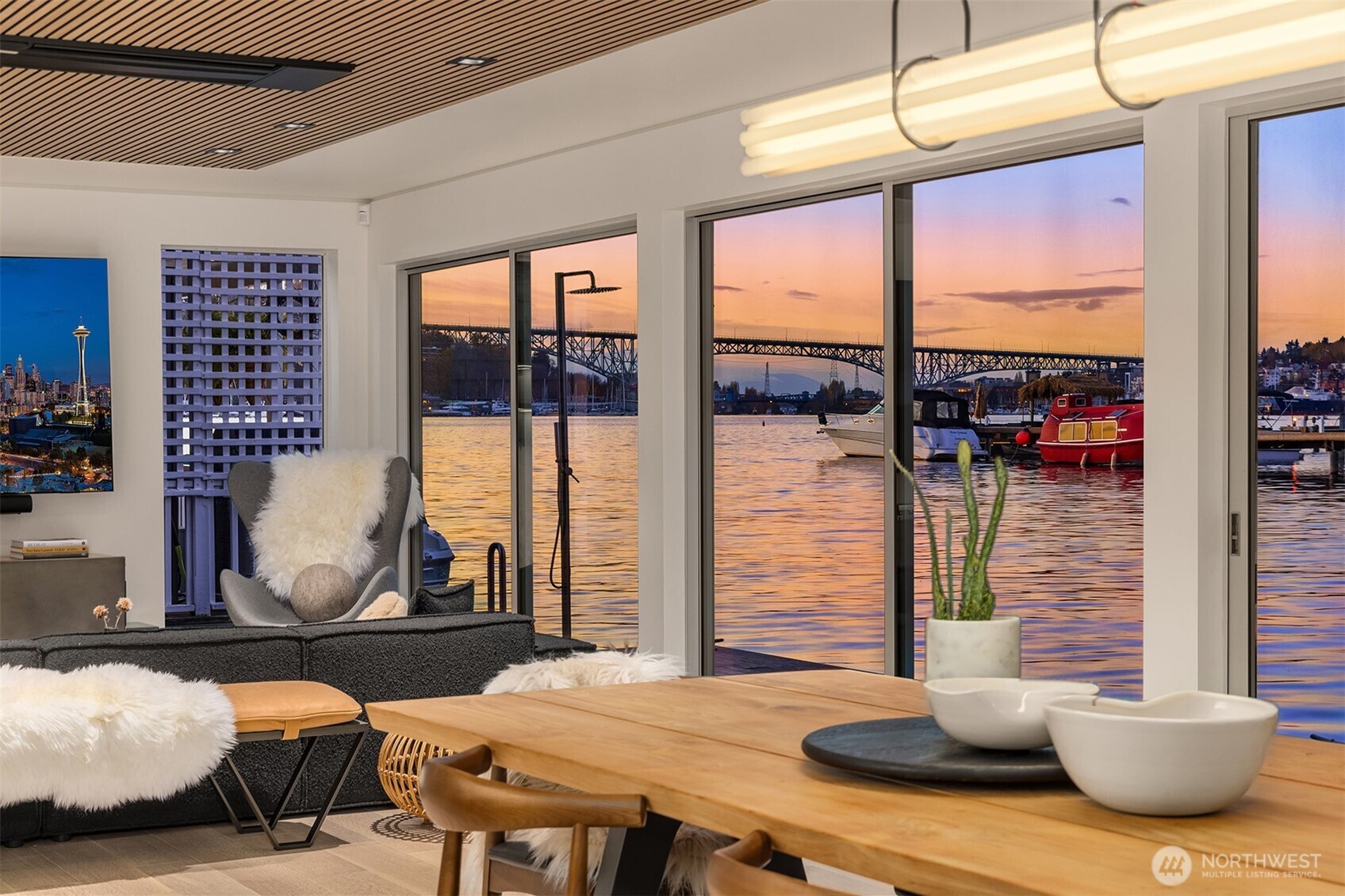 2241 Fairview Avenue E Unit: B