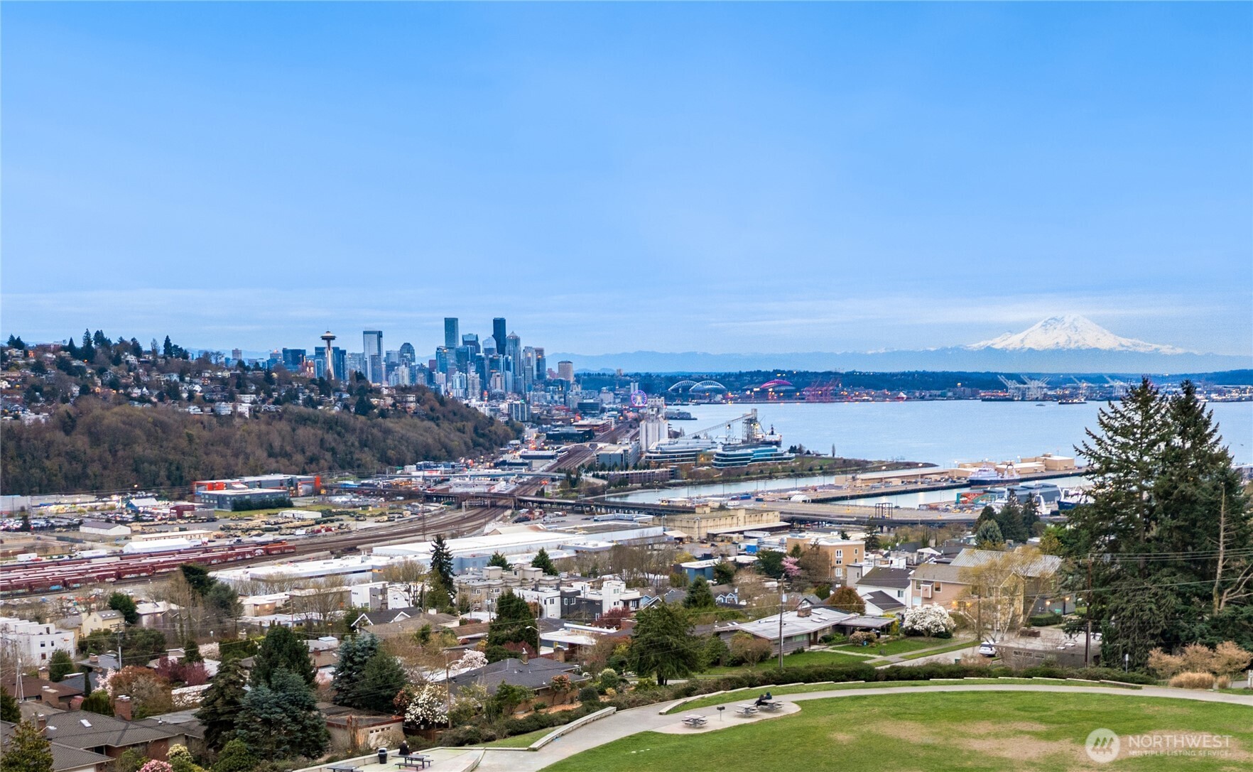 2507 27th Avenue W