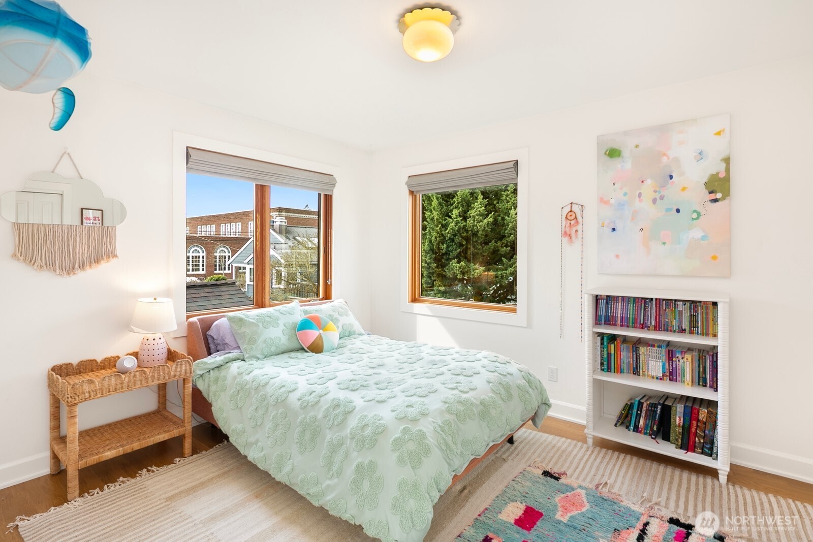 2507 27th Avenue W