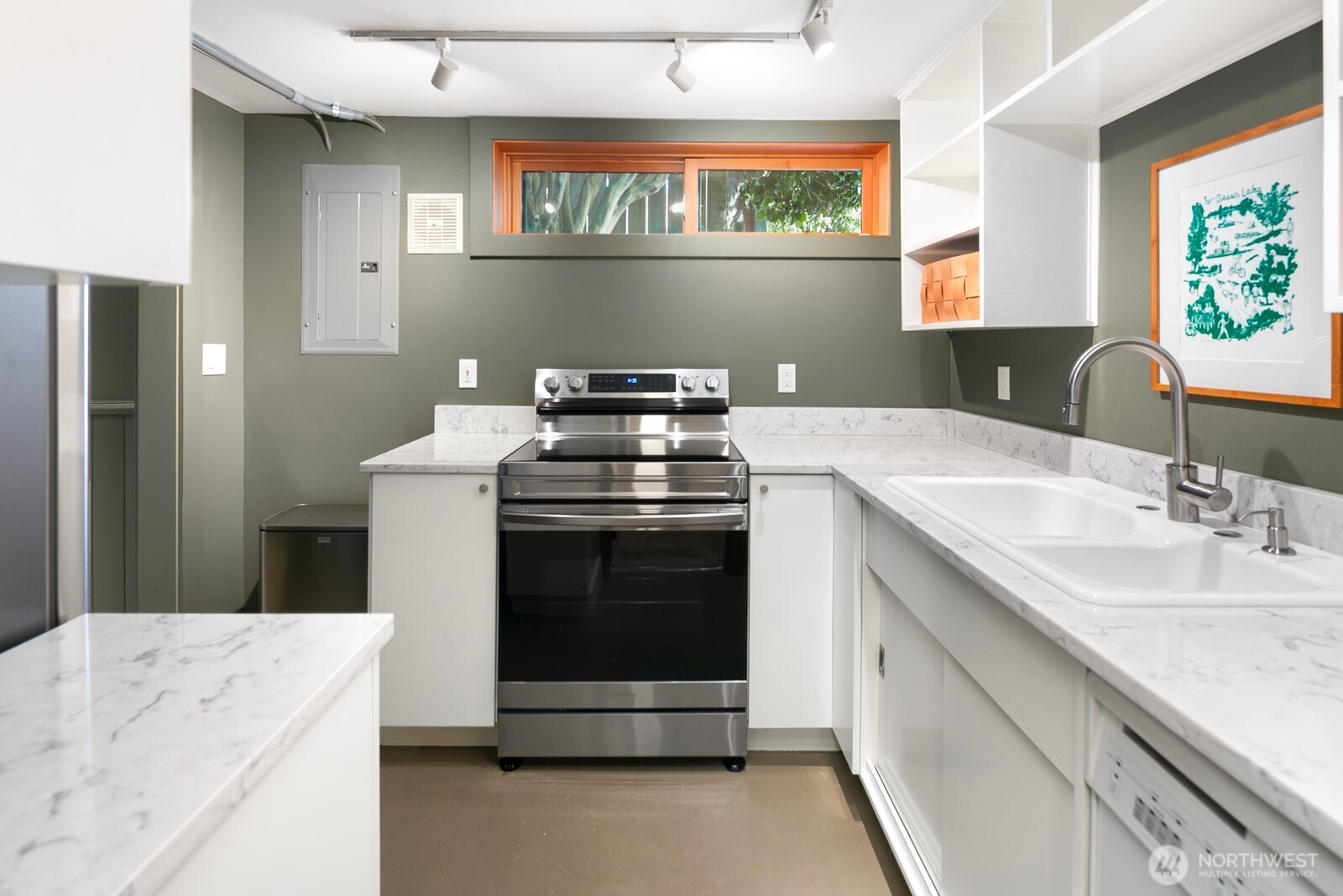 2507 27th Avenue W