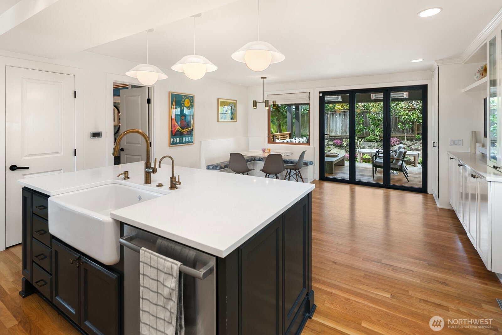 2507 27th Avenue W