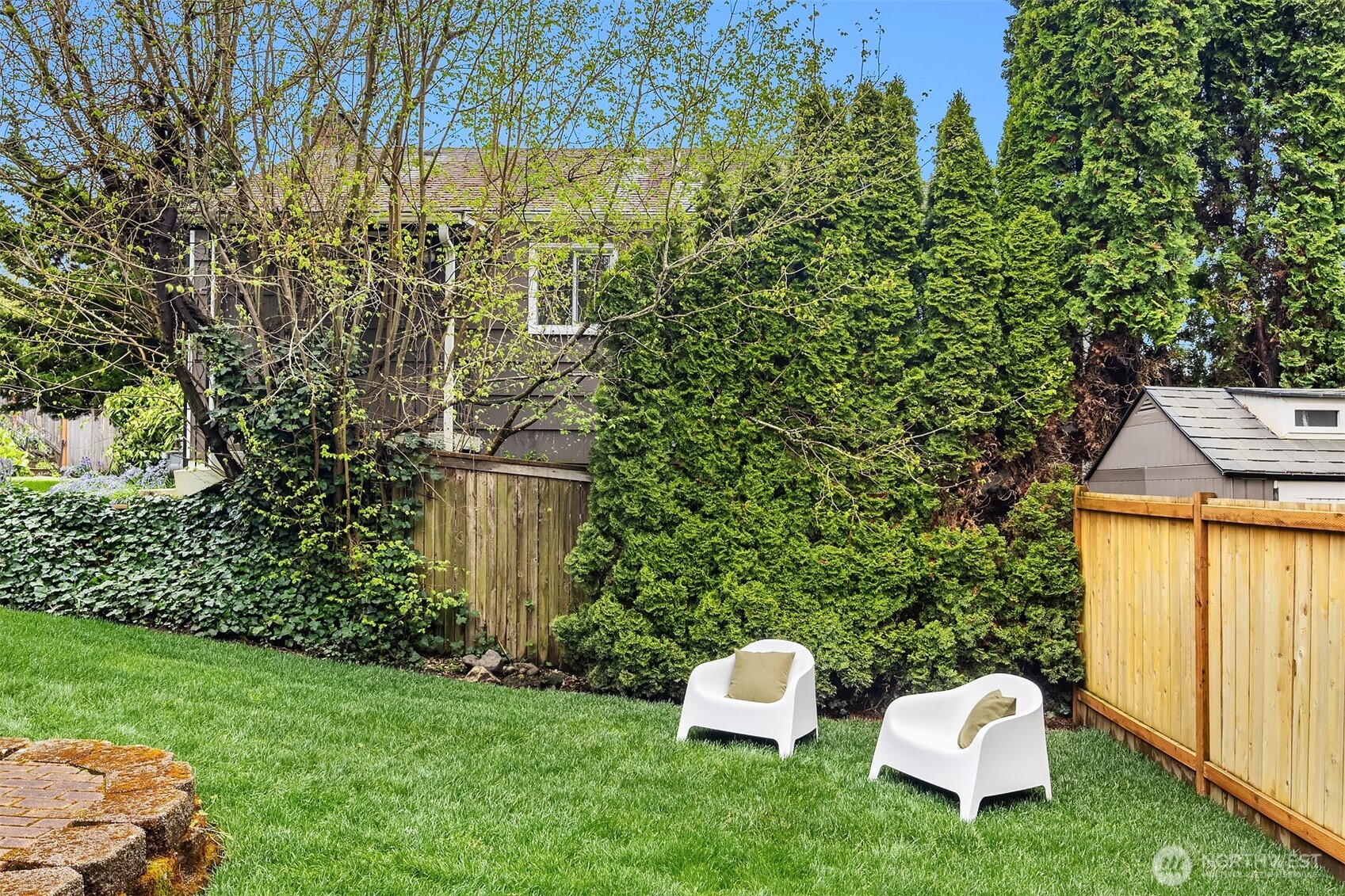 3707 SW Juneau Street