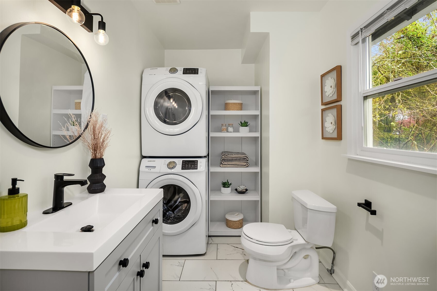 3707 SW Juneau Street