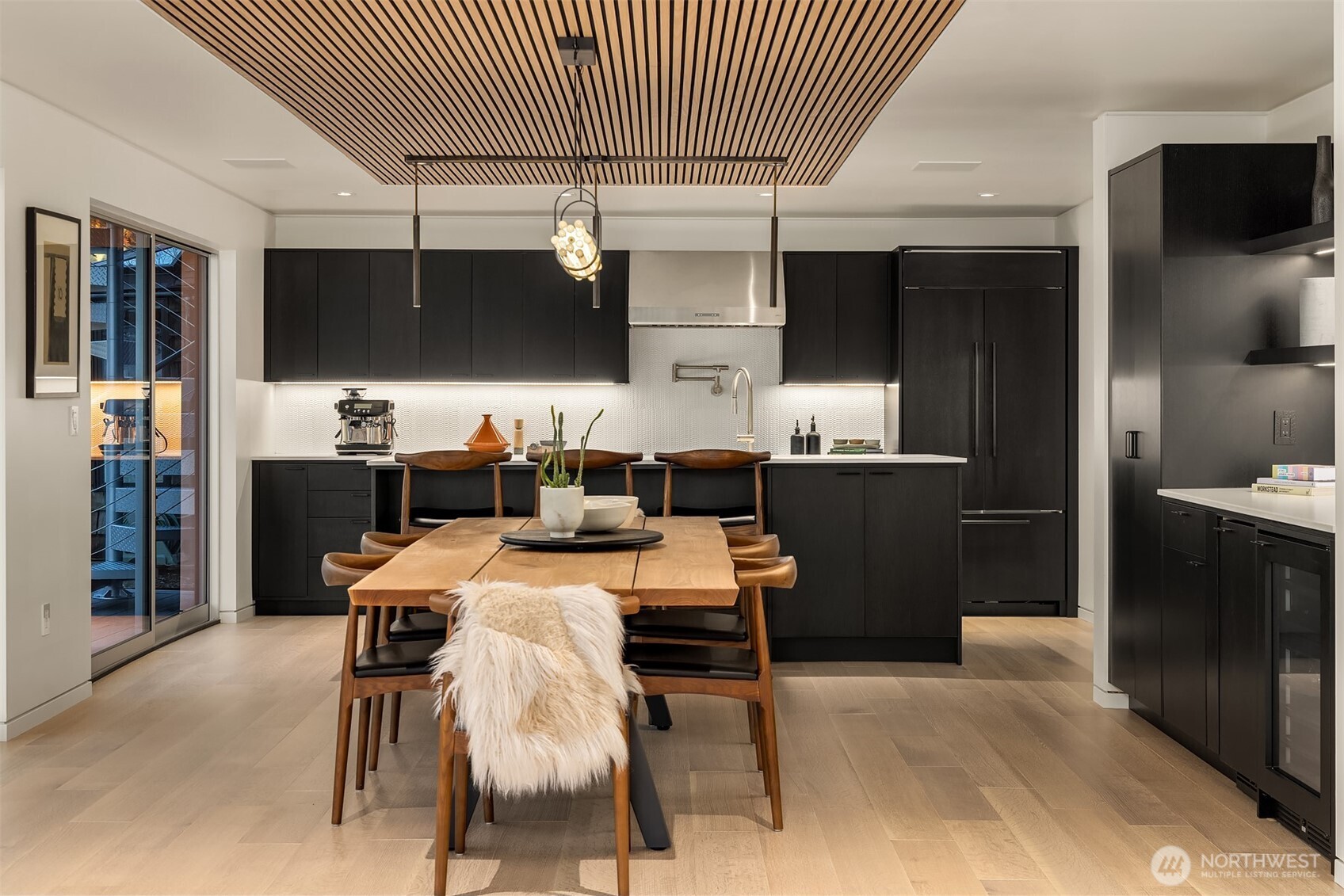 2241 Fairview Avenue E Unit: B