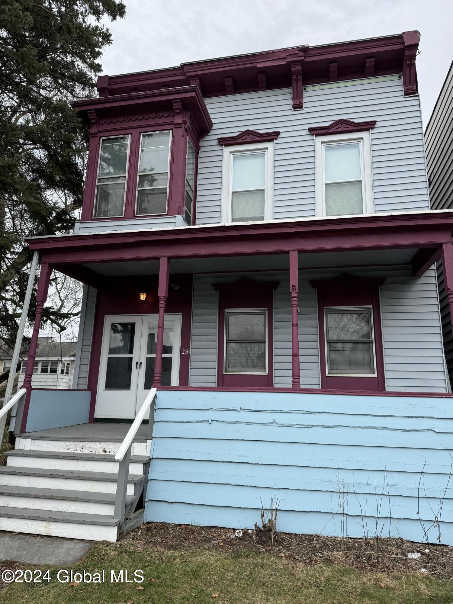 270 4th Avenue