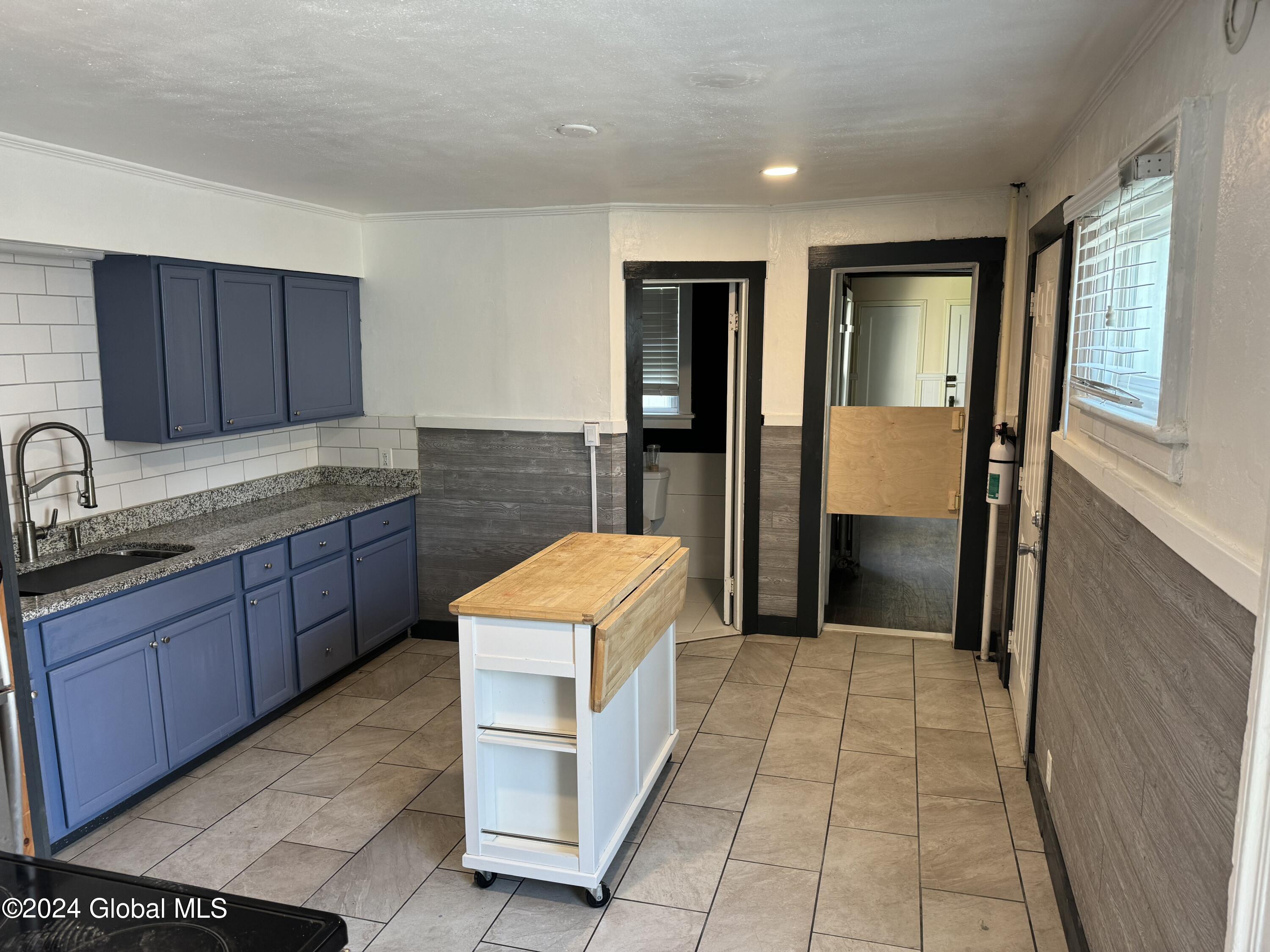 20 Jay Street, Apt 1