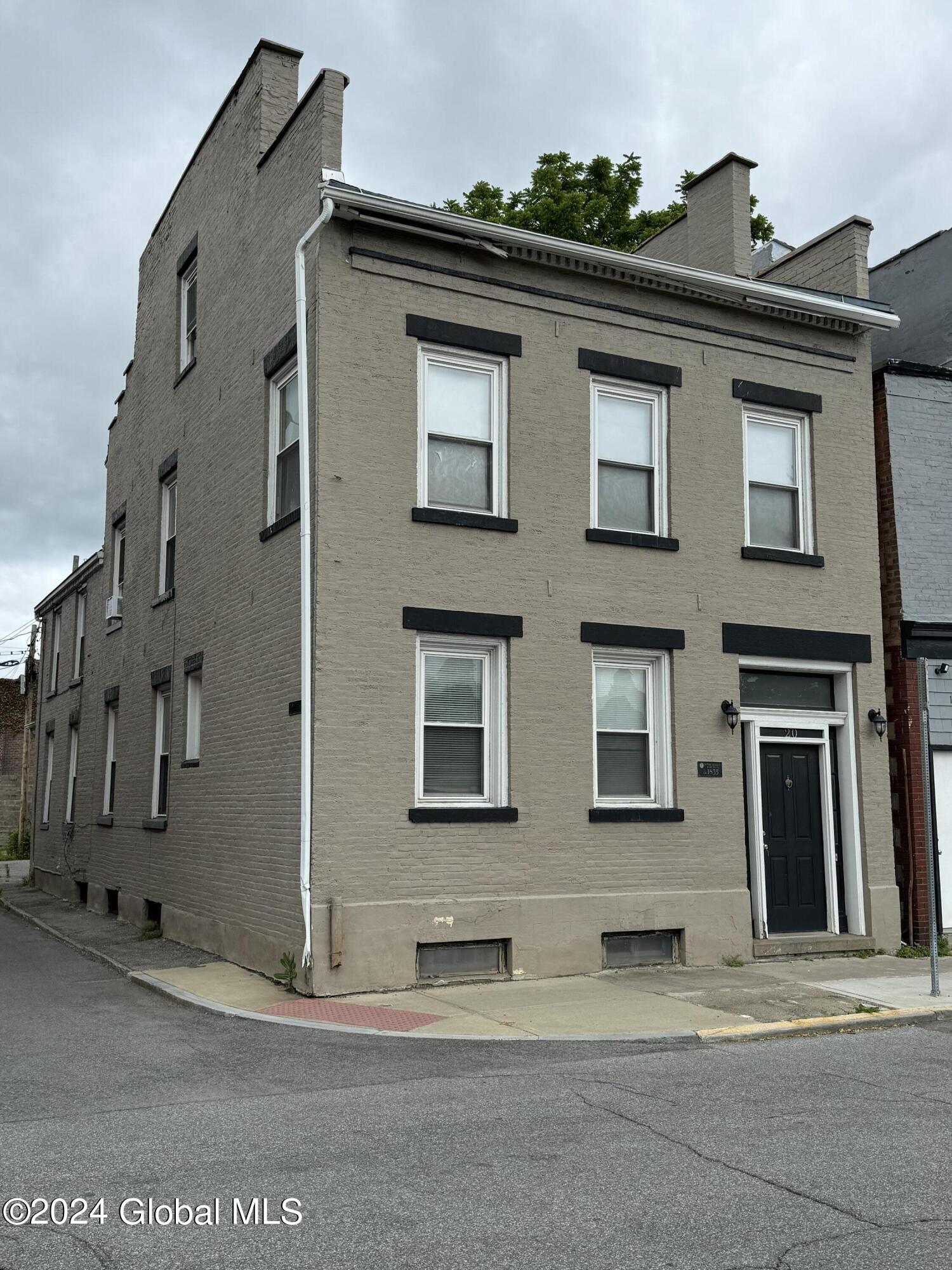 20 Jay Street, Apt 1