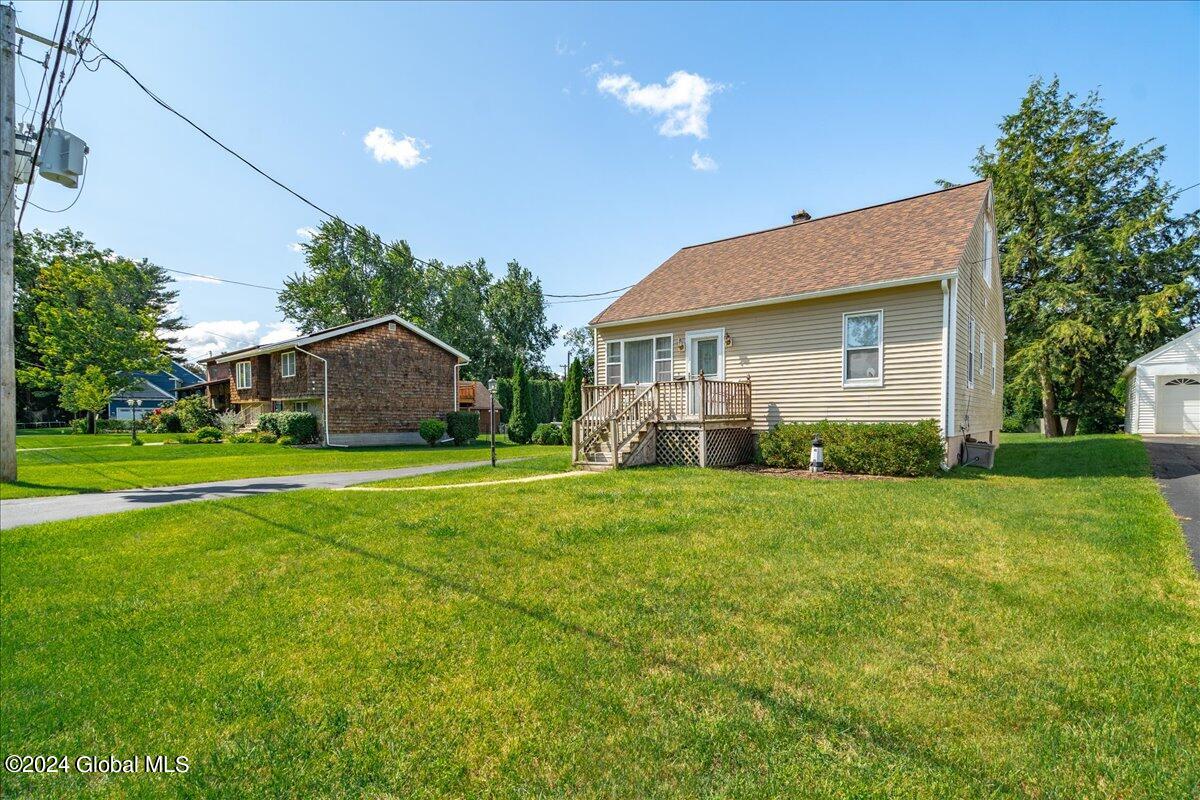 11 Wildwood Avenue