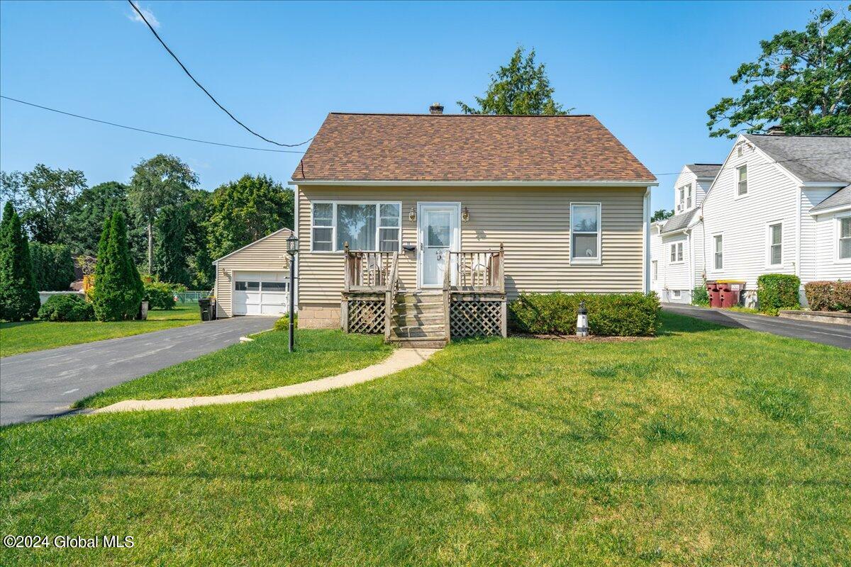 11 Wildwood Avenue